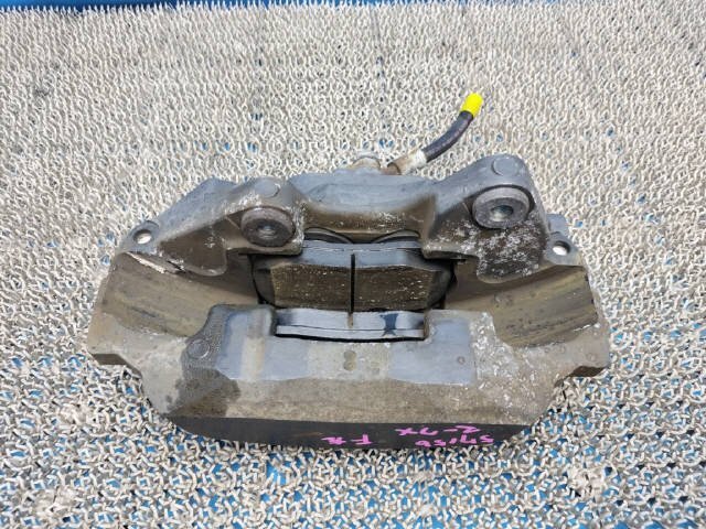 H29年 マークX GRX133 左フロント キャリパー ブレーキ 2GRFSE 2WD 39547km 47750-22460 130系[ZNo:07008138]_画像2