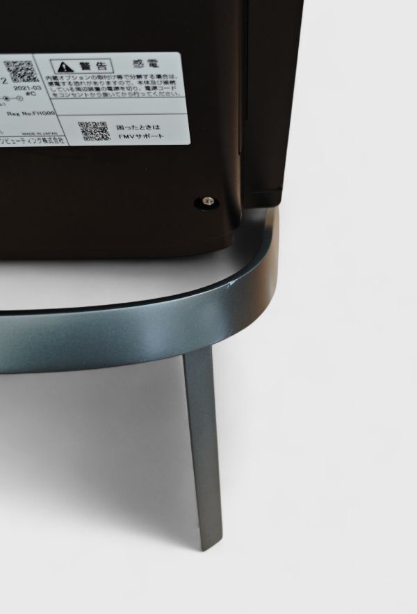 FUJITSU ESPRIMO WF-G/E3 Ryzen 7 4700U/32GB/1TB/RX5300M/4K/Windows 10の画像3