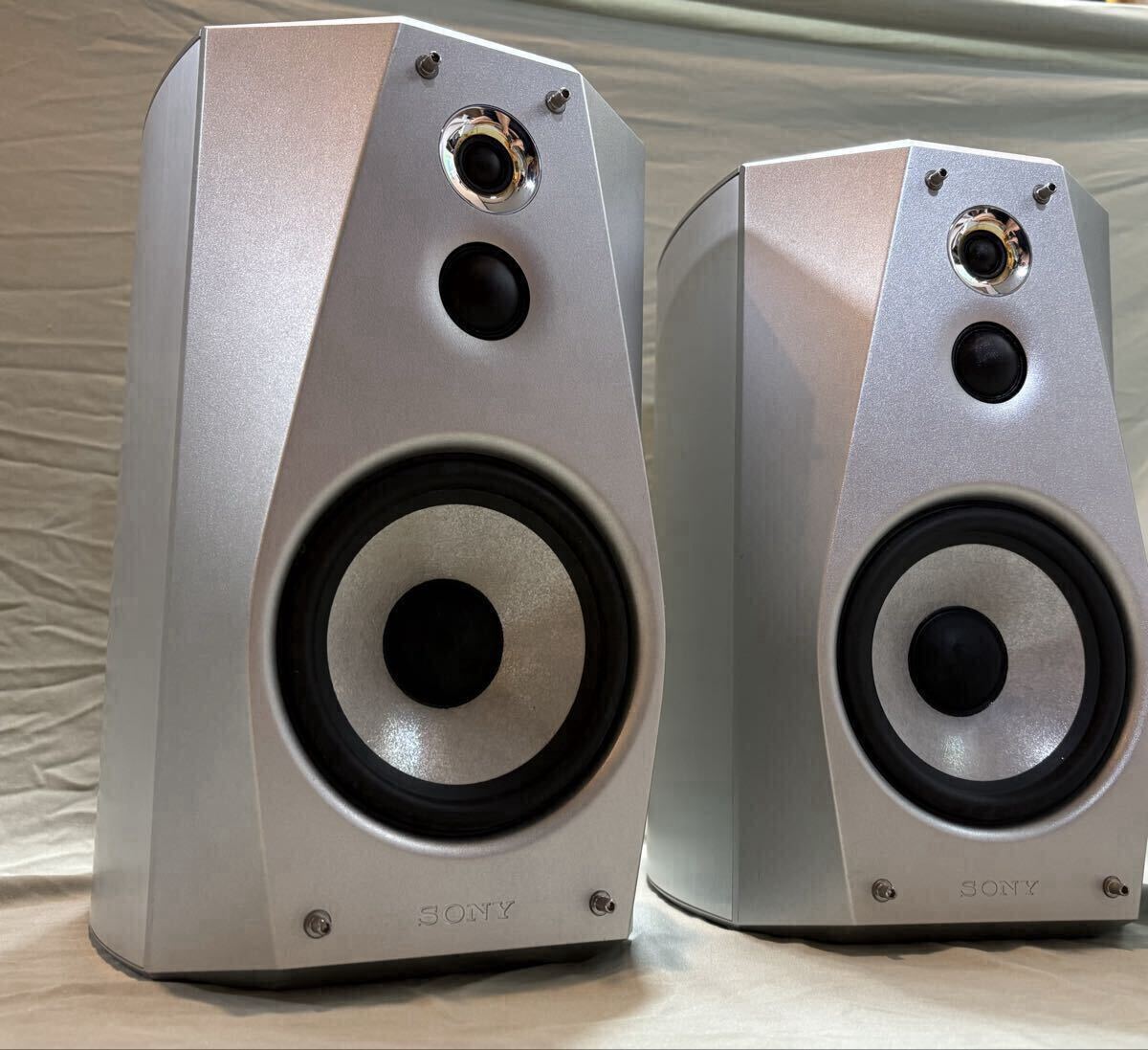 ◆ソニー SS-HA1◆ハイレゾ対応スピーカー*SONY◆シルバー ペア*ニアフィールド_画像1