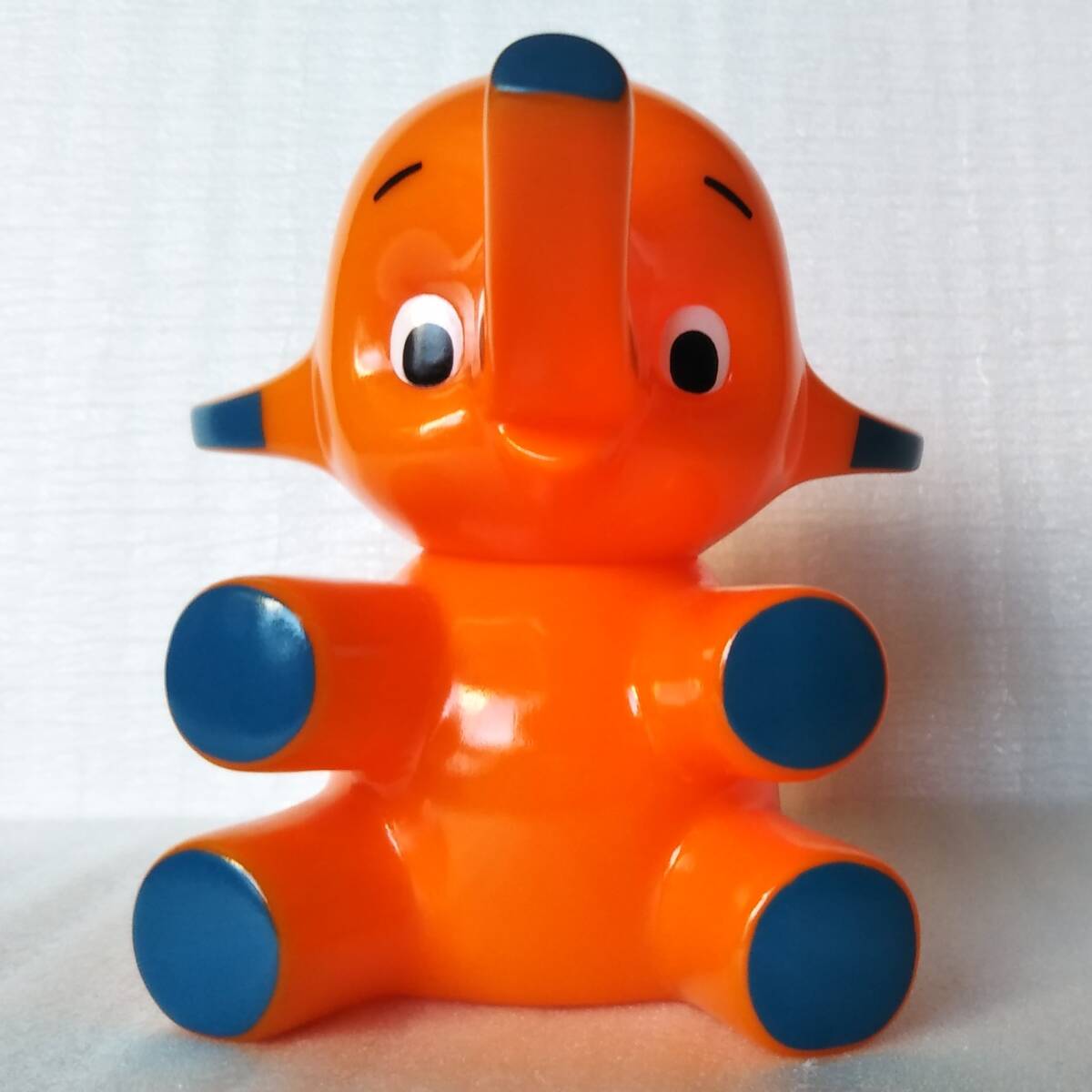 サトちゃん 人形 貯金箱 約12cm 佐藤製薬 ノベルティ グッズ 非売品 当時物 オレンジ 像 置物 橙_画像9