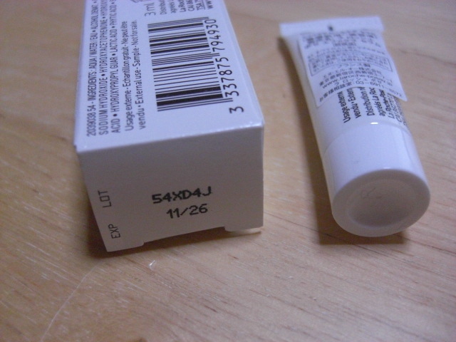 ★新品 ラロッシュポゼ エファクラ ピールケア セラム(敏感肌用 美容液) 試供品 3ml×2個★_画像5