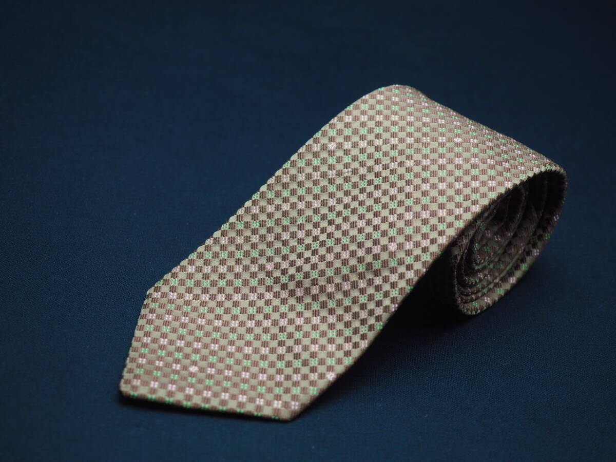 美品【CELINE セリーヌ】 F2681 ロゴ ブラウン系 SILK ブランド ネクタイ 古着 良品 転売 仕入_画像2