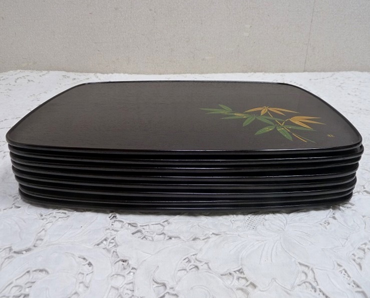 (☆BM)牧 作 四季草花絵変/折敷膳 木製 9客 お膳 36.7×27㎝ 黒 花柄 銘々盆 角盆 トレイ トレー ランチョンマット_画像7