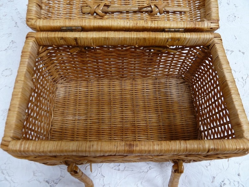 (☆BM)ピクニックバッグ バスケット 横幅27.5㎝ ランチボックス バニティ 籠 ナチュラル 天然素材 レトロ 可愛い 木製 編みバッグ_画像7