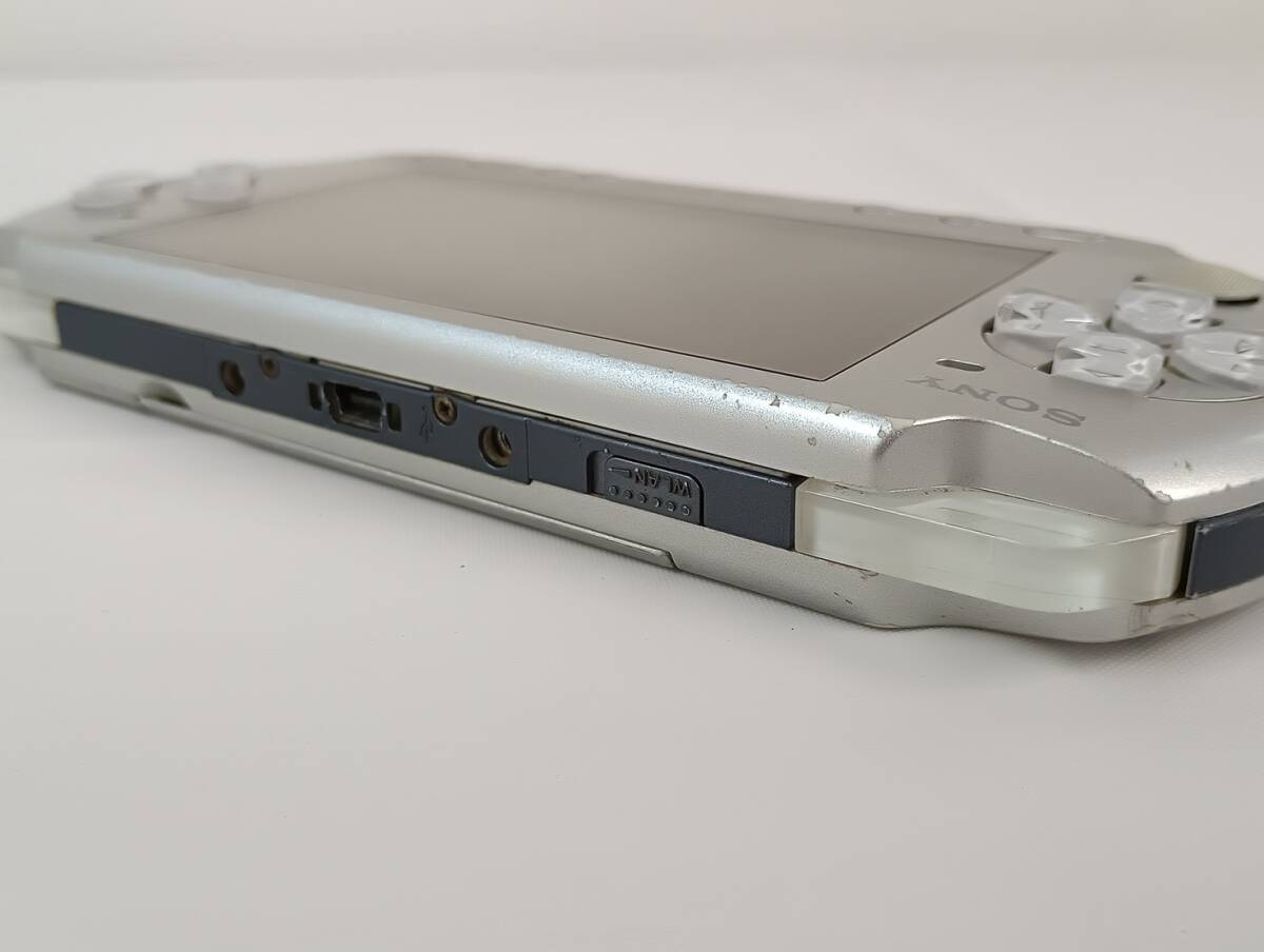 s1115060/SONY ソニー PSP-3000 本體 シルバー 電池パックなし