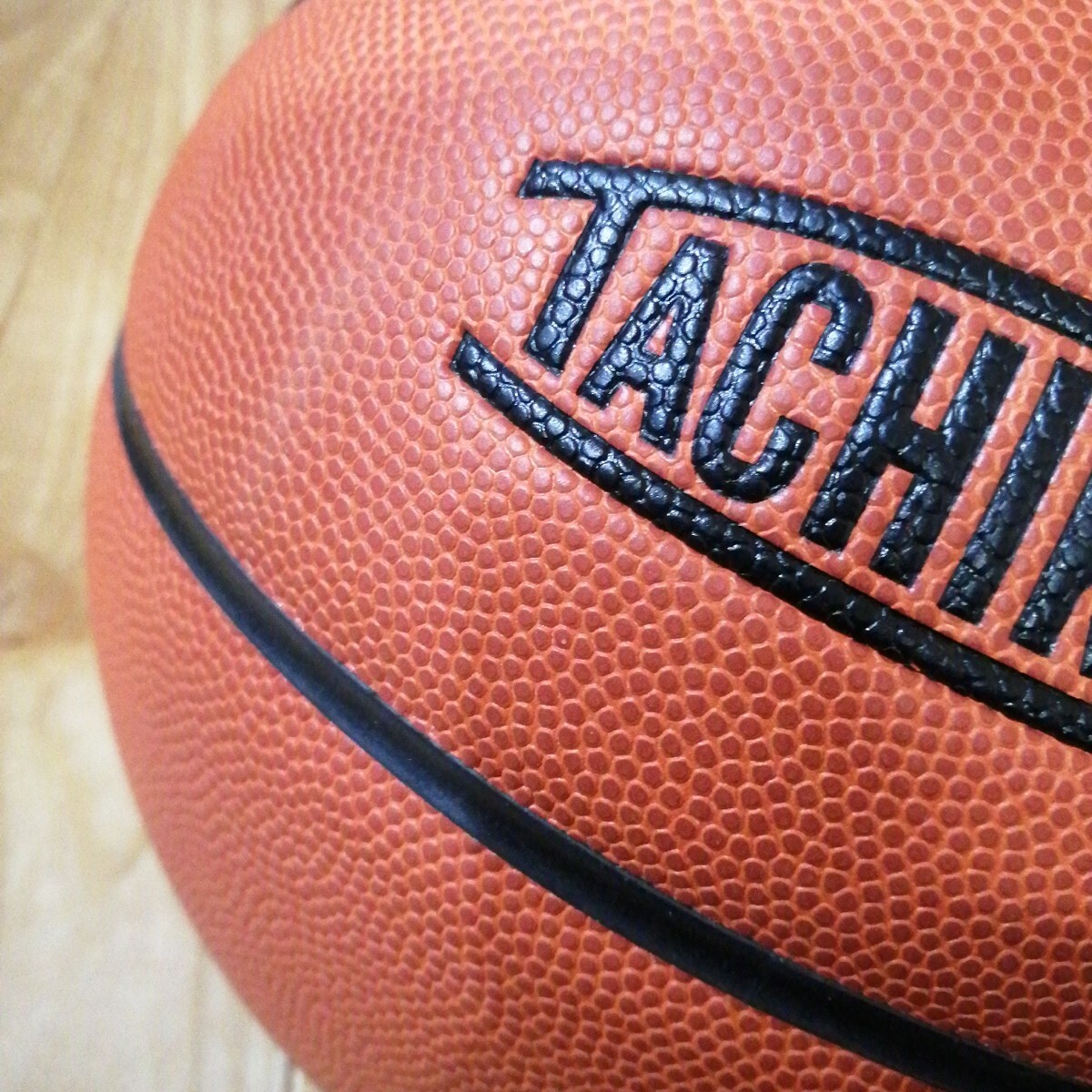 未使用に近い バスケットボール 7号 合成皮革「TACHIKARA タチカラ HARDWOOD CLASSIC」molten MIKASA SPALDING バスケットボール_画像8
