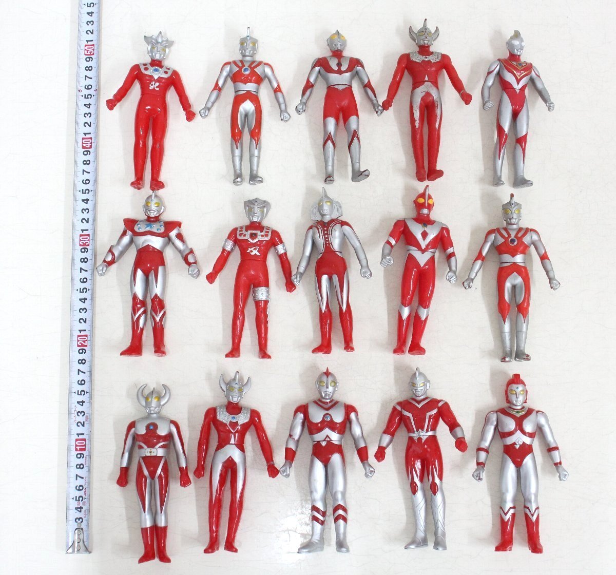 【1円スタート】lc92■ウルトラマン◆ゴジラ◆ソフビ人形・フィギュア等◆約3kg分まとめて◆ベタツキあり◆当時物◆ウルトラマンティガ/パ_画像3