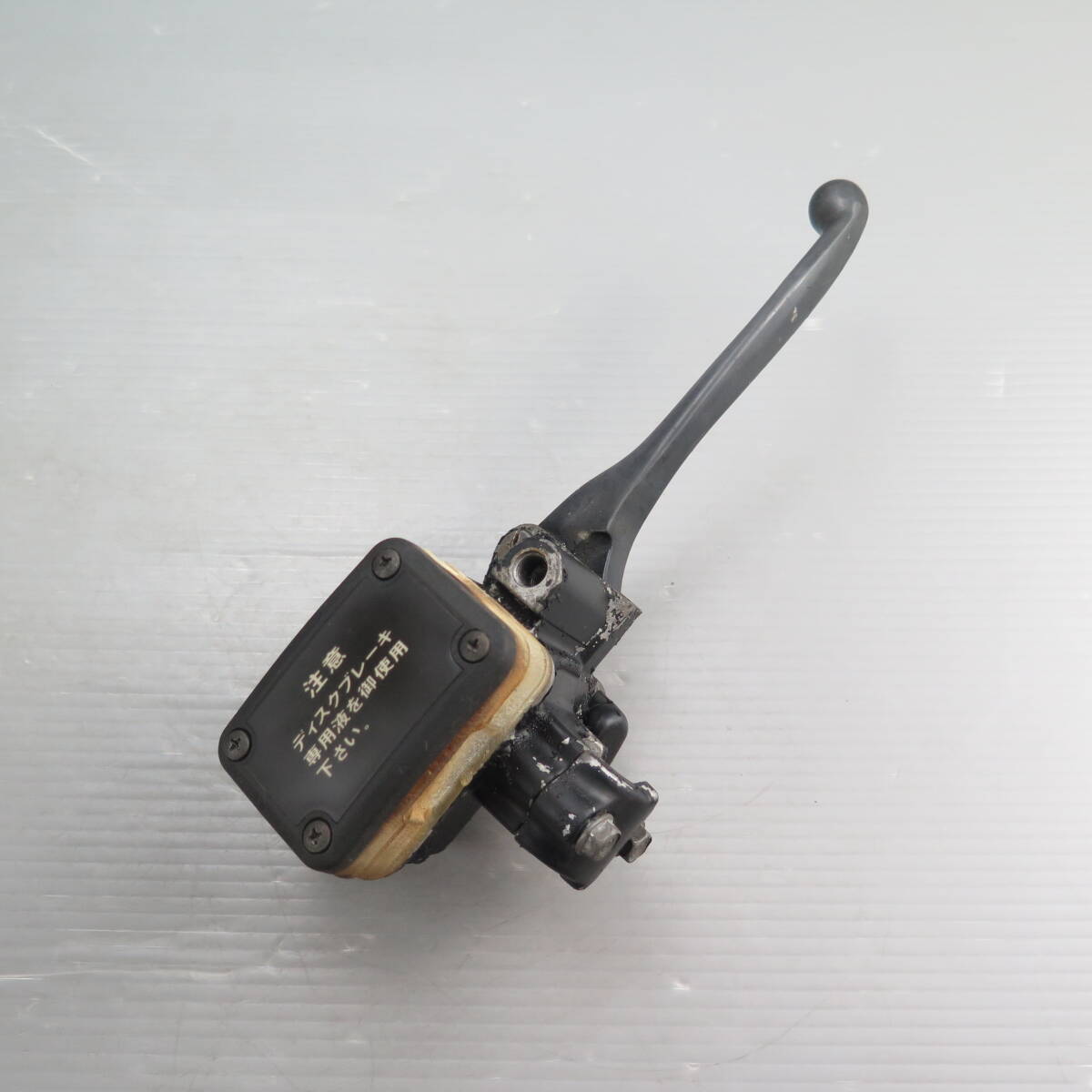 ■CB250RS [MC02] 純正フロントブレーキマスターシリンダー ホルダー レバー 中古 ホンダ HONDA KR070811　17_画像4