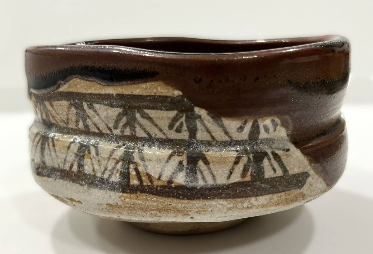 * зеленый чай чашка Kato . гора произведение старый Seto . форма чашка Seto .. выставка документ выставка день выставка входить выбор прочее выигрыш история большое количество иметь чайная посуда чашка текущее состояние товар