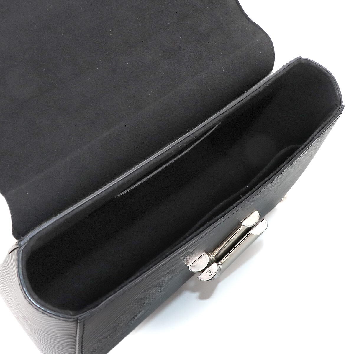 新品同様 ルイ ヴィトン LOUIS VUITTON エピ ツイスト MM チェーン ショルダー バッグ レザー ノワール M50282 Epi Twist MM 90299588_画像7