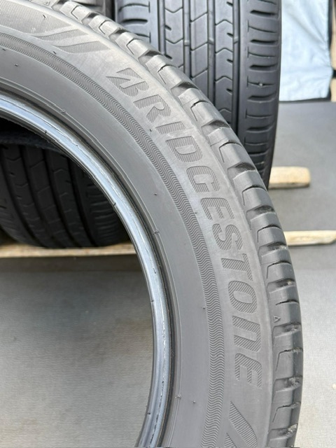 中古タイヤ4本セット205/55/16 BRIDGESTONE 非常に良い状態のタイヤ 中古タイヤ4本セット　205/55/16 BRIDGESTONE 非常に良い状態のタイヤ_画像10
