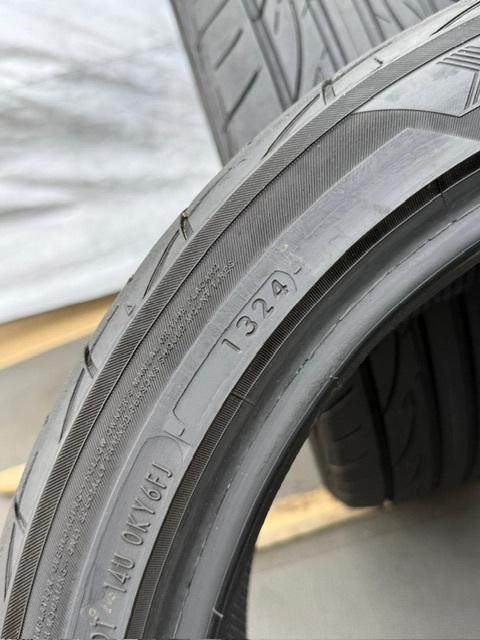 中古タイヤ2本セット 215/45/17 YOKOHAMA 非常に良い状態のタイヤ 2024年製 215/45/17 YOKOHAMA 非常に良い状態のタイヤ 2024年製_画像9