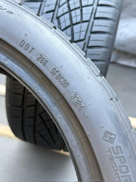 中古タイヤ2本セット 225/40/18 CONTINENTAL 非常に良い状態のタイヤ 2024年製 225/40/18 CONTINENTAL 非常に良い状態のタイヤ 2024年製_画像8