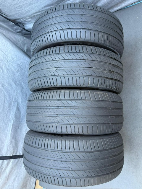 中古タイヤ4本セット 255/45/18 MICHELIN PRIMACY 2023年製 中古タイヤ4本セット 255/45/18 MICHELIN PRIMACY 2024年製_画像1