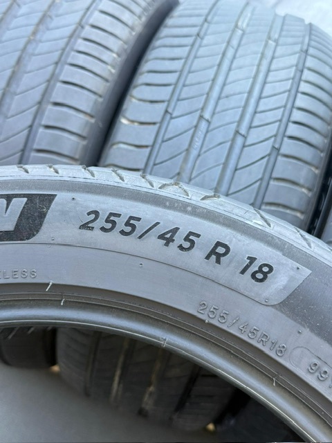 中古タイヤ4本セット 255/45/18 MICHELIN PRIMACY 2023年製 中古タイヤ4本セット 255/45/18 MICHELIN PRIMACY 2024年製_画像9