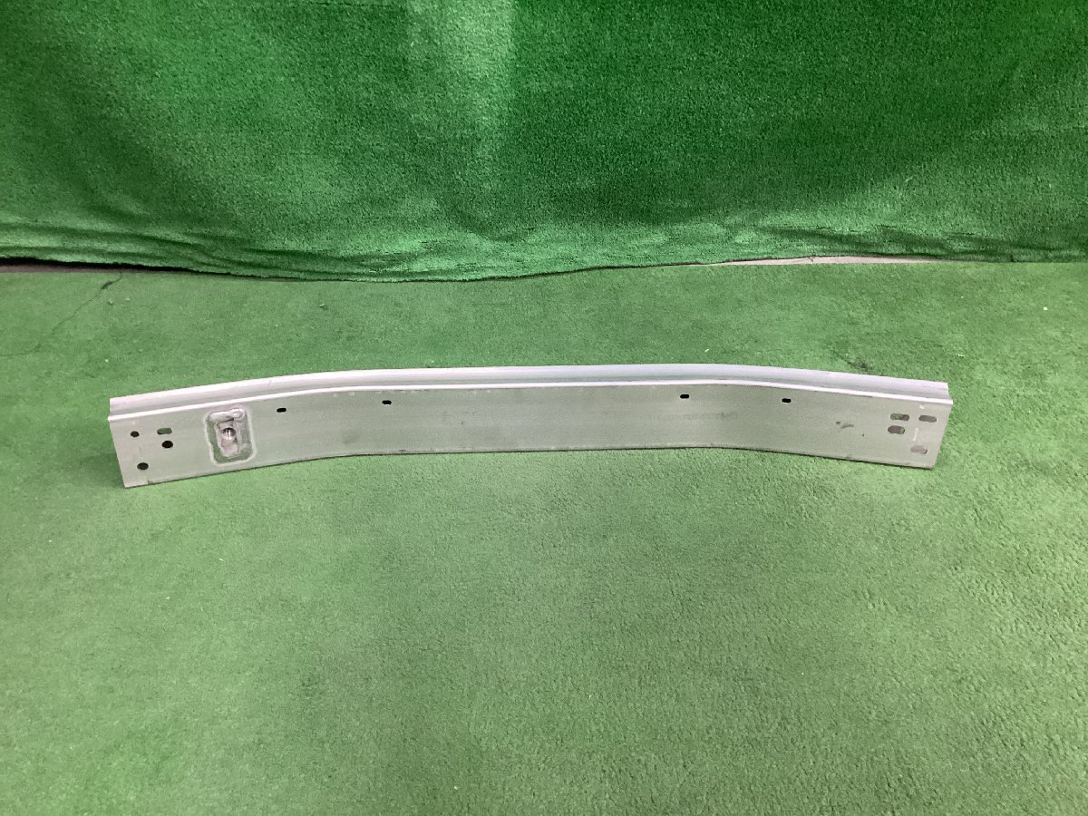 トヨタ C-HR ZYX10/ZYX11/NGX10/NGX50 後期 フロントバンパーホースメント 純正 CHR 52131-10110 439940_画像2