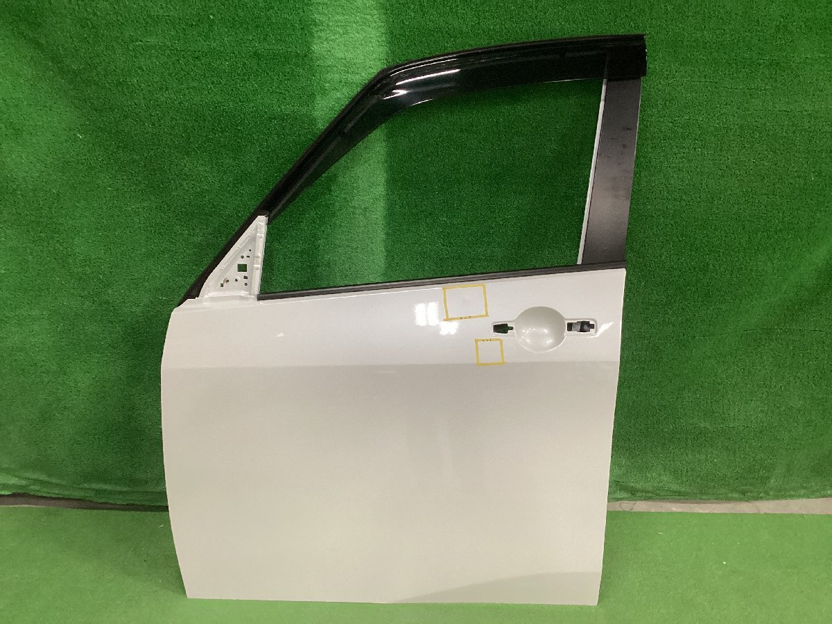 日産　SERENA/セレナ　C28/FC28/FNC28/GC28/GFC28　左フロントドア　純正　バイザー付き　838803_画像1
