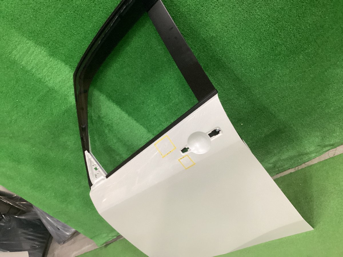 日産　SERENA/セレナ　C28/FC28/FNC28/GC28/GFC28　左フロントドア　純正　バイザー付き　838803_画像4