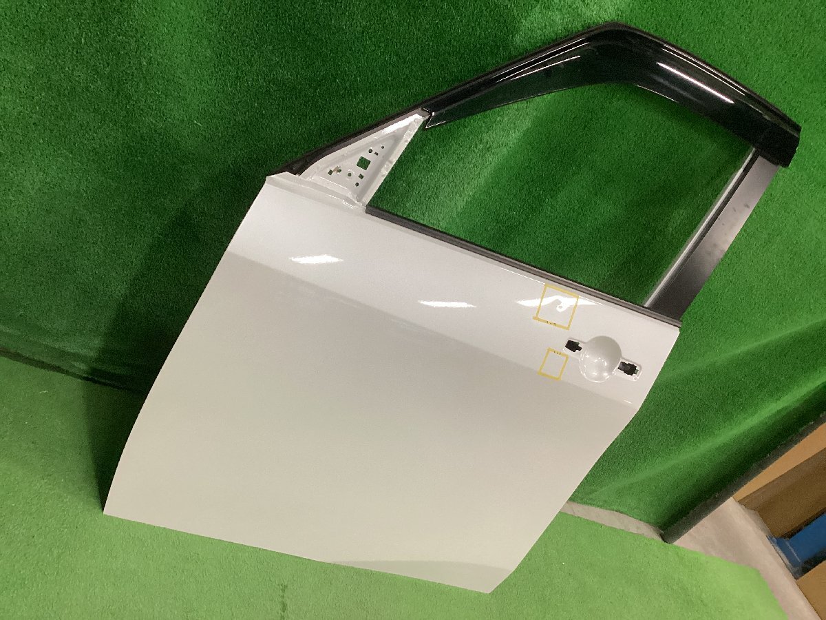 日産　SERENA/セレナ　C28/FC28/FNC28/GC28/GFC28　左フロントドア　純正　バイザー付き　838803_画像5