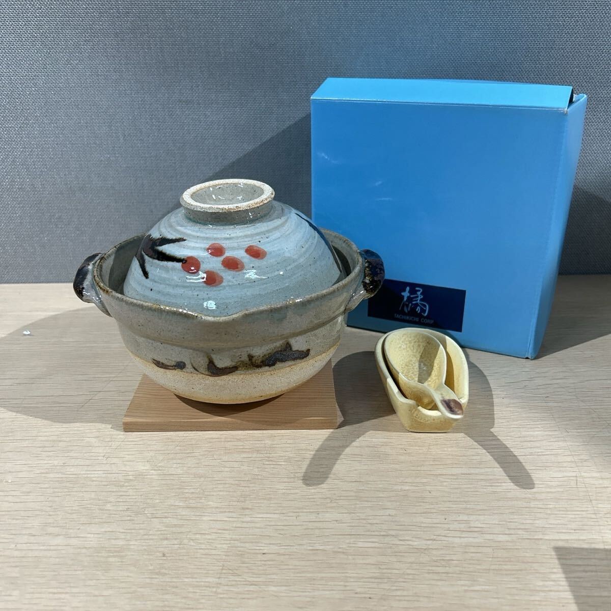 ★【未使用/保管品】たち吉 橘吉 土鍋セット 和食器 陶器 1人用 直径17.5cm 高さ7.5cm_画像1