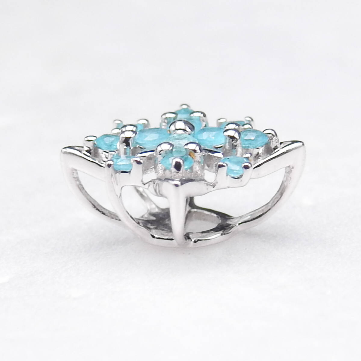 K18WG ホワイトゴールド パライバトルマリン0.16ct ペンダントトップ レディース　メンズ　ペンダントヘッド_画像6