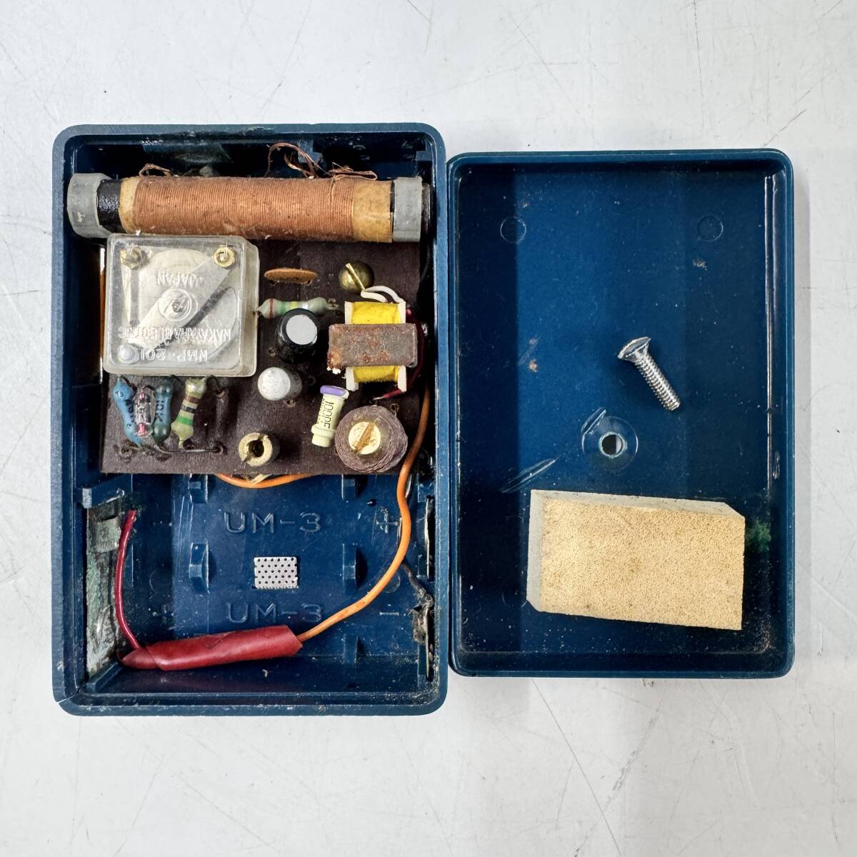 【64076Q】HINODE BOYS RADIO TYPE T-241 日乃出電工 1960年代 トランジスタラジオ ヴィンテージ 昭和レトロ 動作未確認 ジャンク 現状品_画像8