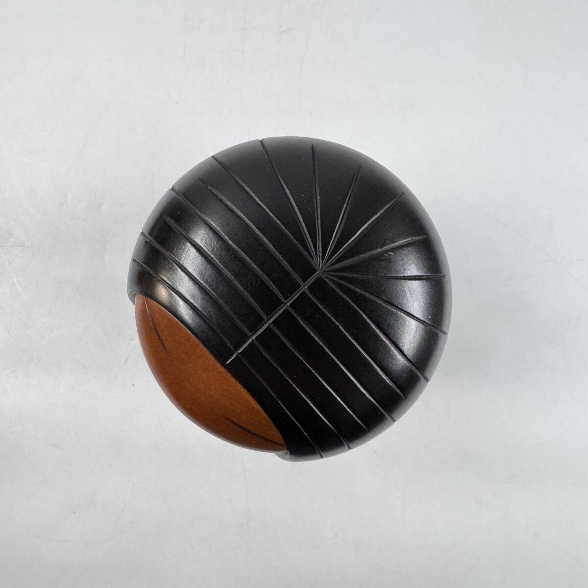 【20162Q】創作こけし 吉田多加志作 伊勢 伝統工芸品 内閣総理大臣賞受賞作家作品 敷台 立札 直径13.8㎝×高さ27㎝ 経年保管品 現状品_画像6