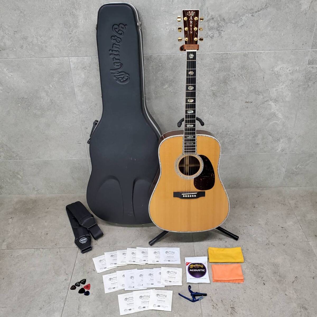 z/z/z/H113-204/ギター アコースティックギター 楽器 Martin マーチン D-45 ハードケース付 美品_画像1
