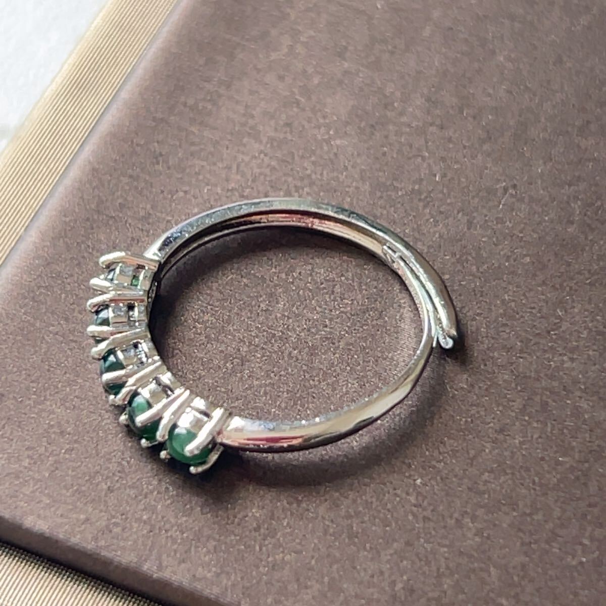 ◇ジェイド(本翡翠)◇ 色濃いめ◇指輪◇リング◇翡翠・ヒスイ◇天然石◇パワーストーン◇巾着袋つき◇プレゼントに041R101411_画像5