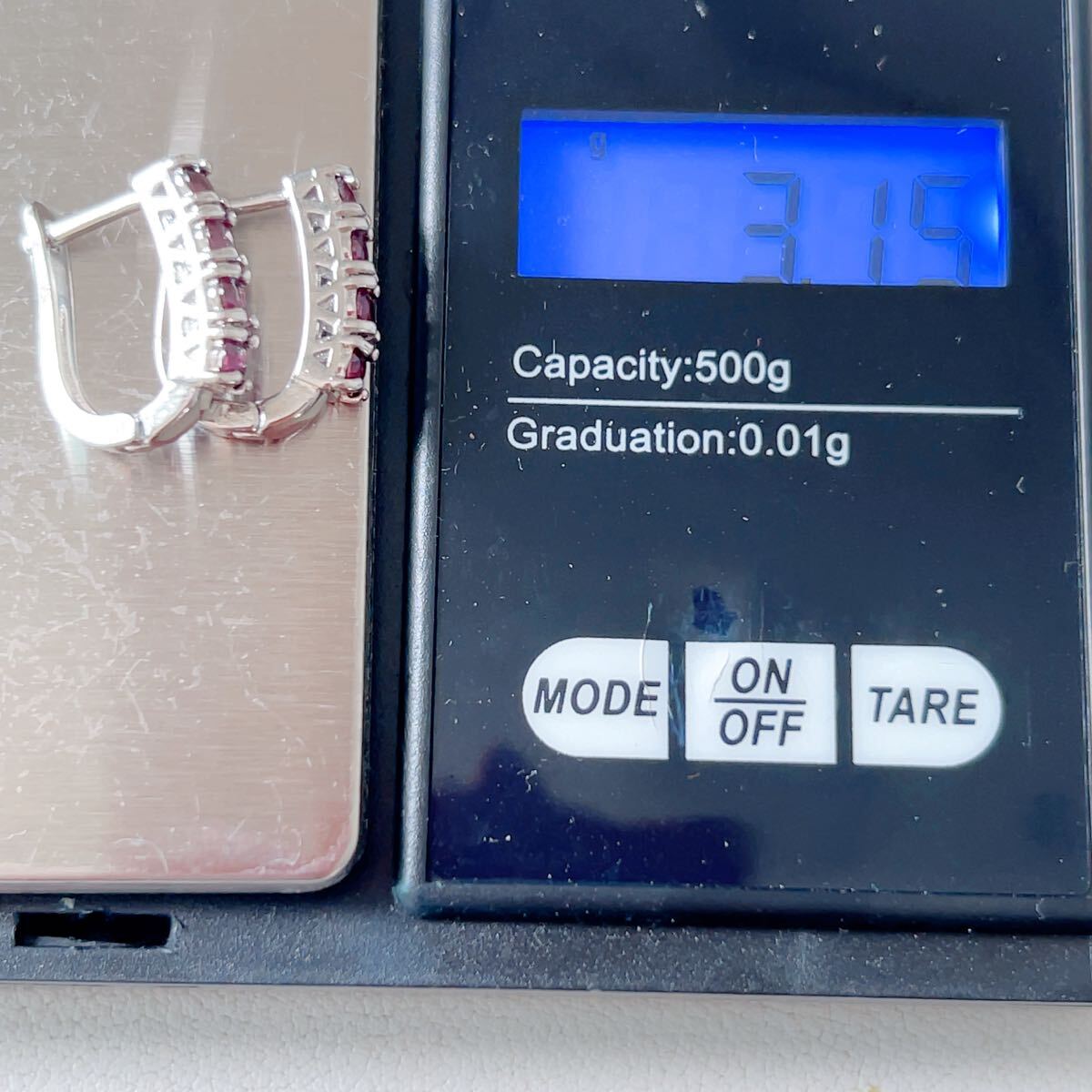 ◇ガーネット(柘榴石)◇ピアス◇面カット　キラキラ◇パワーストーン◇天然石◇巾着袋付き◇プレゼントにも　041R102107_画像9