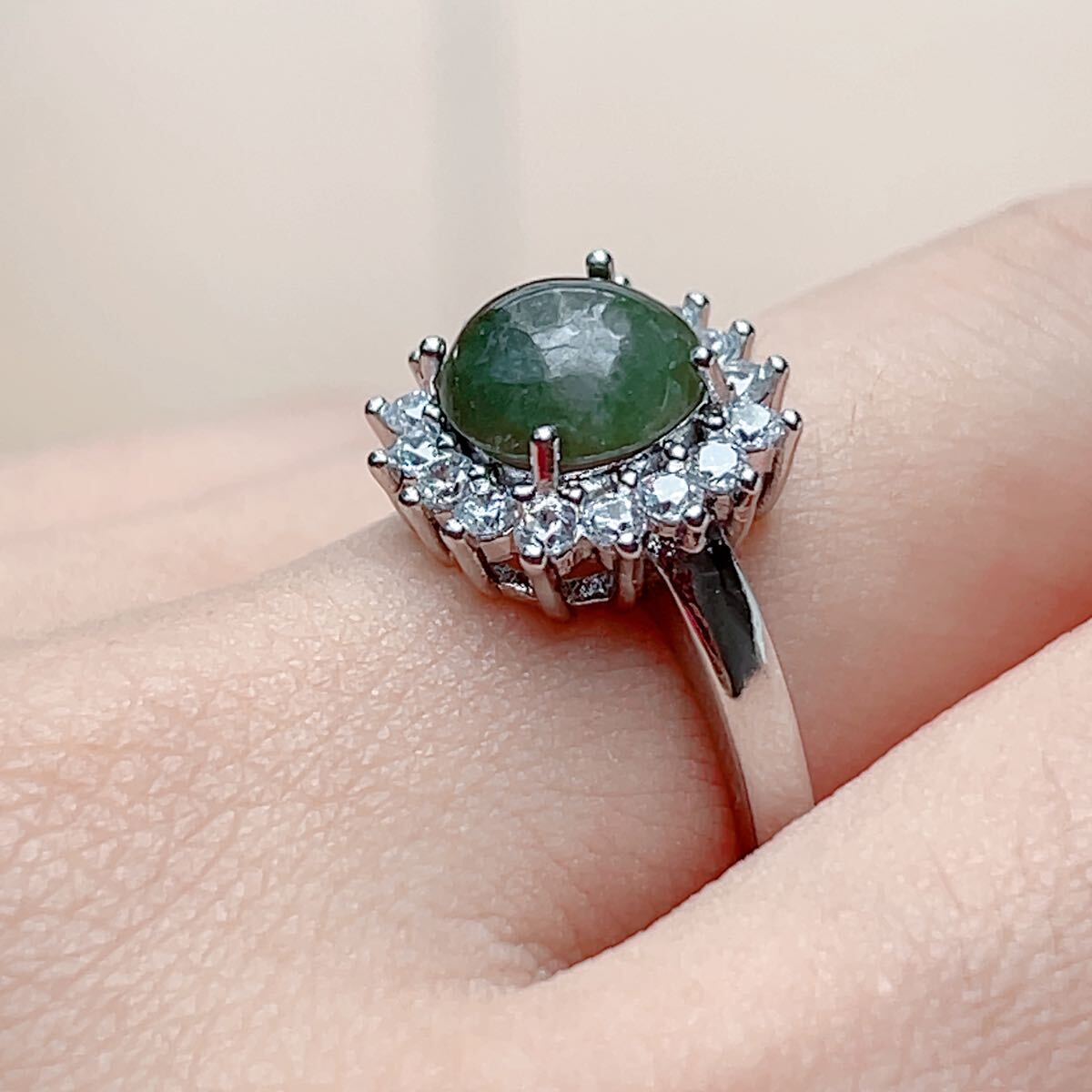 ◇ジェイド(本翡翠)◇指輪◇リング◇翡翠・ヒスイ◇フリーサイズ◇天然石/パワーストーン/プレゼント041R102505_画像2