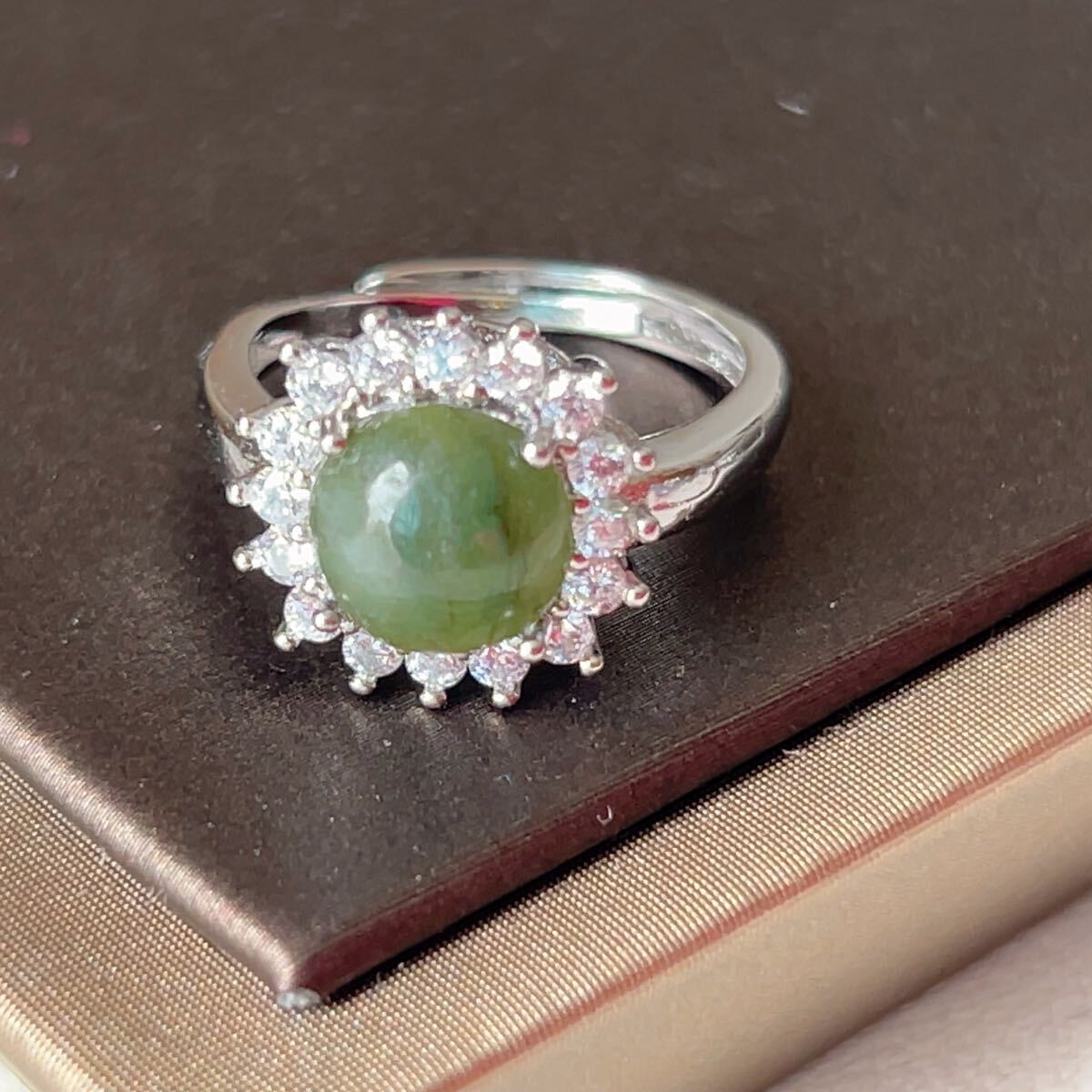 ◇ジェイド(本翡翠)◇指輪◇リング◇翡翠・ヒスイ◇フリーサイズ◇天然石/パワーストーン/プレゼント041R102505_画像4