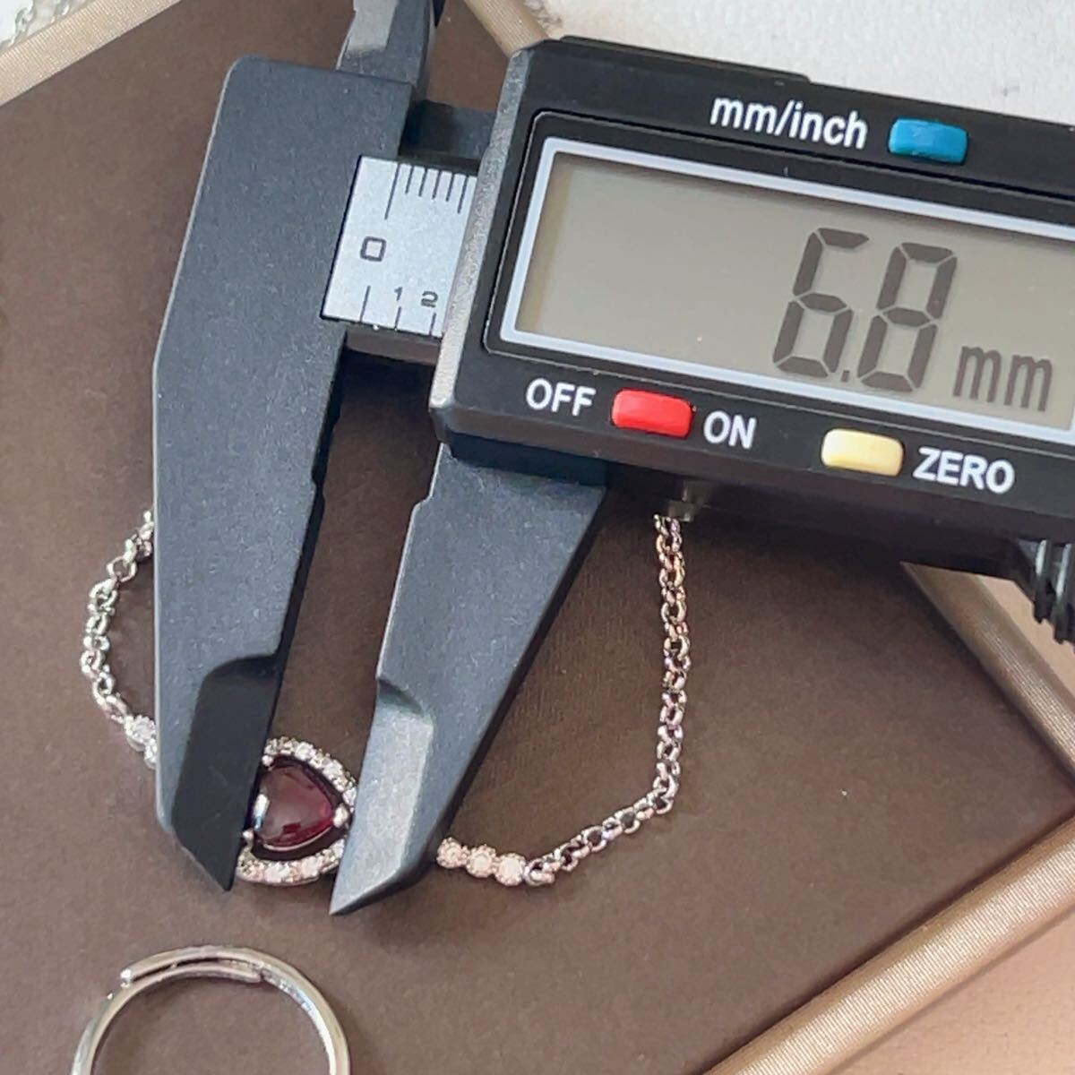 * гранат (.. камень )* браслет + кольцо + колье подвеска итого 3 позиций комплект * Power Stone * натуральный камень * сумка есть * подарок 036S102710