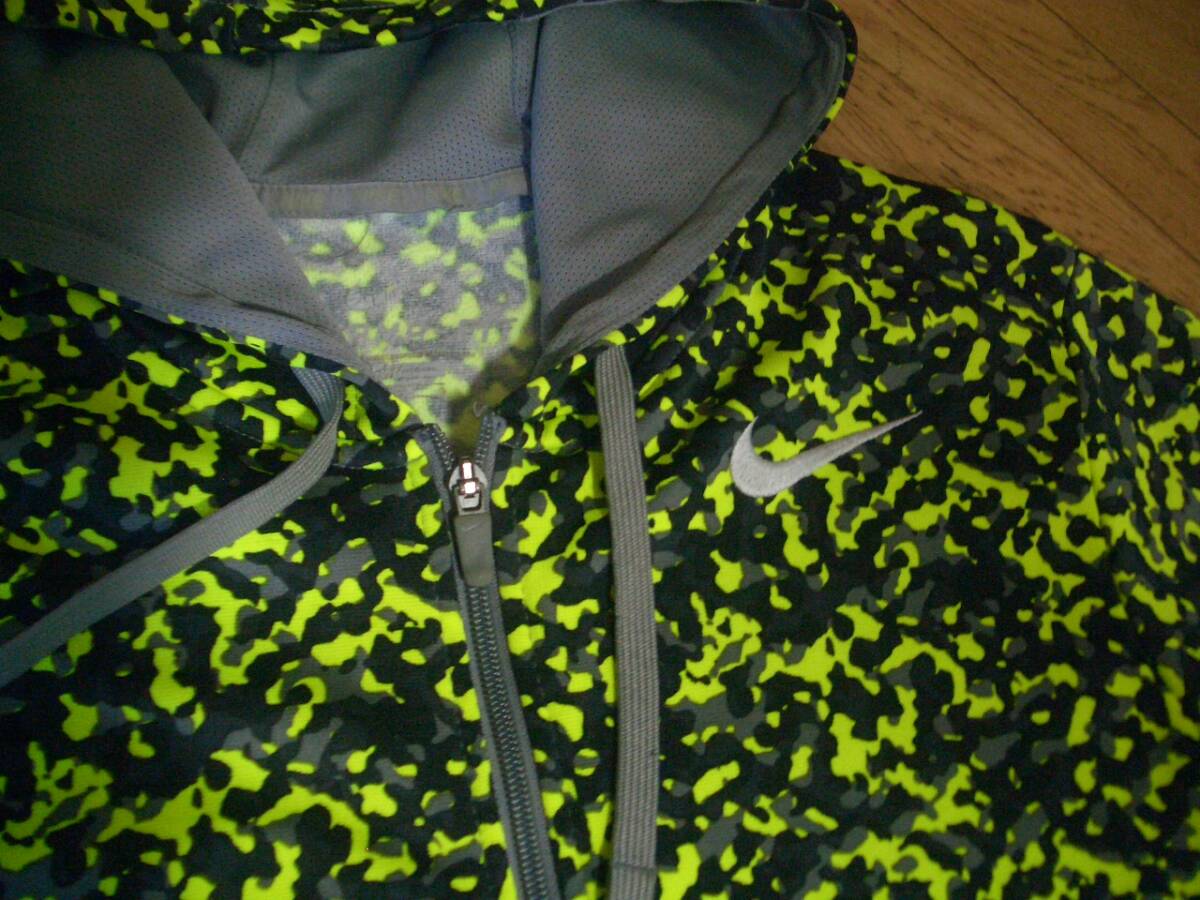 NIKEナイキ*メンズジップファスナー明き*カジュアルパーカー美品*Ｌ_画像2