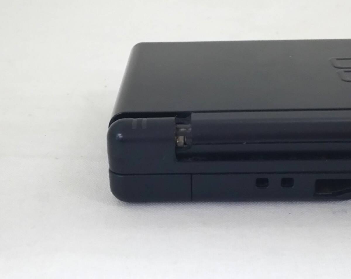 【丸-2387】(KH)Nintendo DS Lite ニンテンドー DS ライト 本体のみ/破損箇所あり/付属品欠品/通電のみ確認済/ブラック/ジャンク品(IT)_画像8