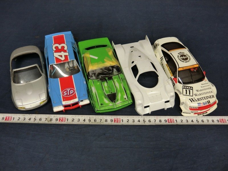 L0959 レーシングカー プラモデル ボディのみ ジャンク品 カスタム品 模型 玩具 3の画像1