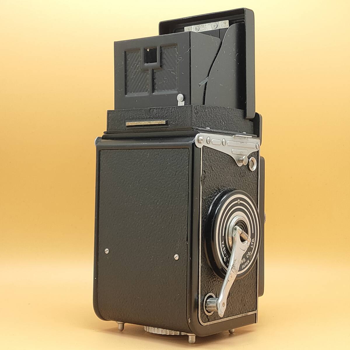 【シャッターきれました】ヤシカマット Yashica Mat Lumaxar 80mm f3.5 クランク巻上げ 二眼レフ 中判 フィルム カメラ_画像3