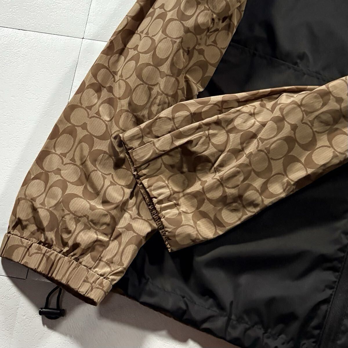 未使用級/XLサイズ●近年モデル COACH コーチ ナイロンジャケット パーカー シグネチャー柄 CC 総柄 切替 胸元Cロゴワッペン 洗濯可能◎_画像5