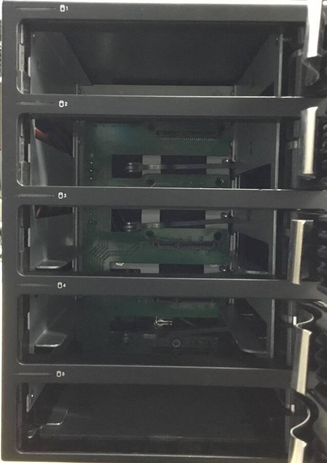 century CRCH535U3ISC 外付けHDDケース 裸族のカプセルホテル 5Bay■一部保証品【TB】_画像7