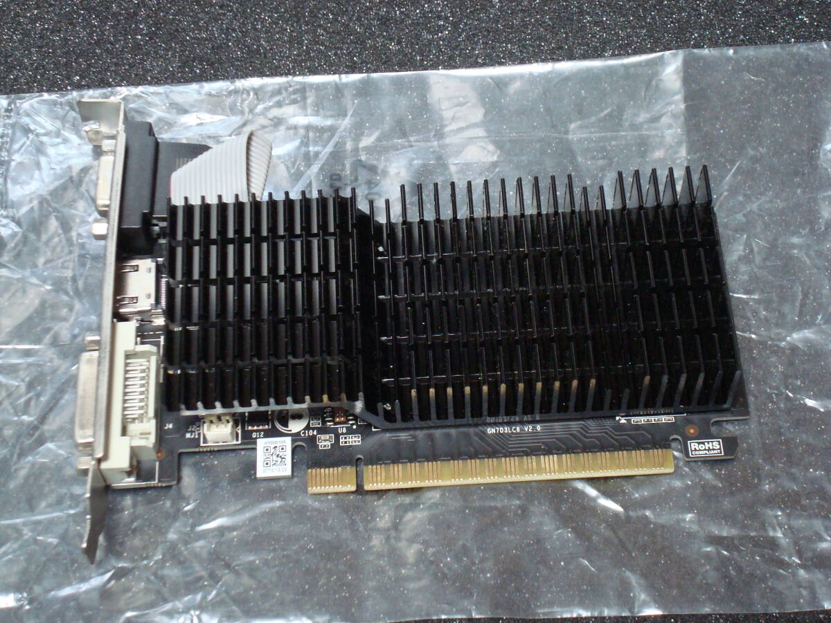 NVIDIA GeForce ファンレス 補助電源不要 G710 PCI-E 1GB 完動品 送料無料_画像1