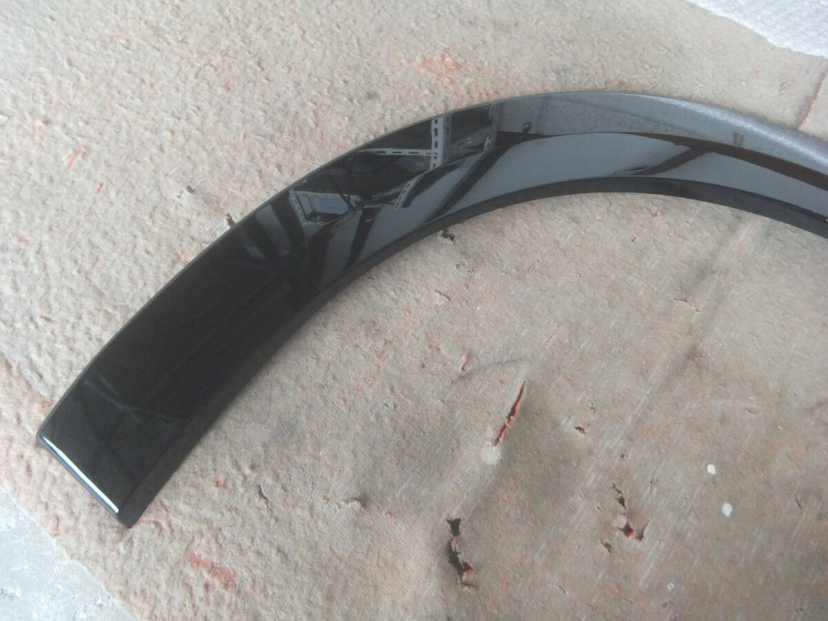 (プジョー 208　GT P21HN05)　左 リア フェンダーアーチモール_画像5