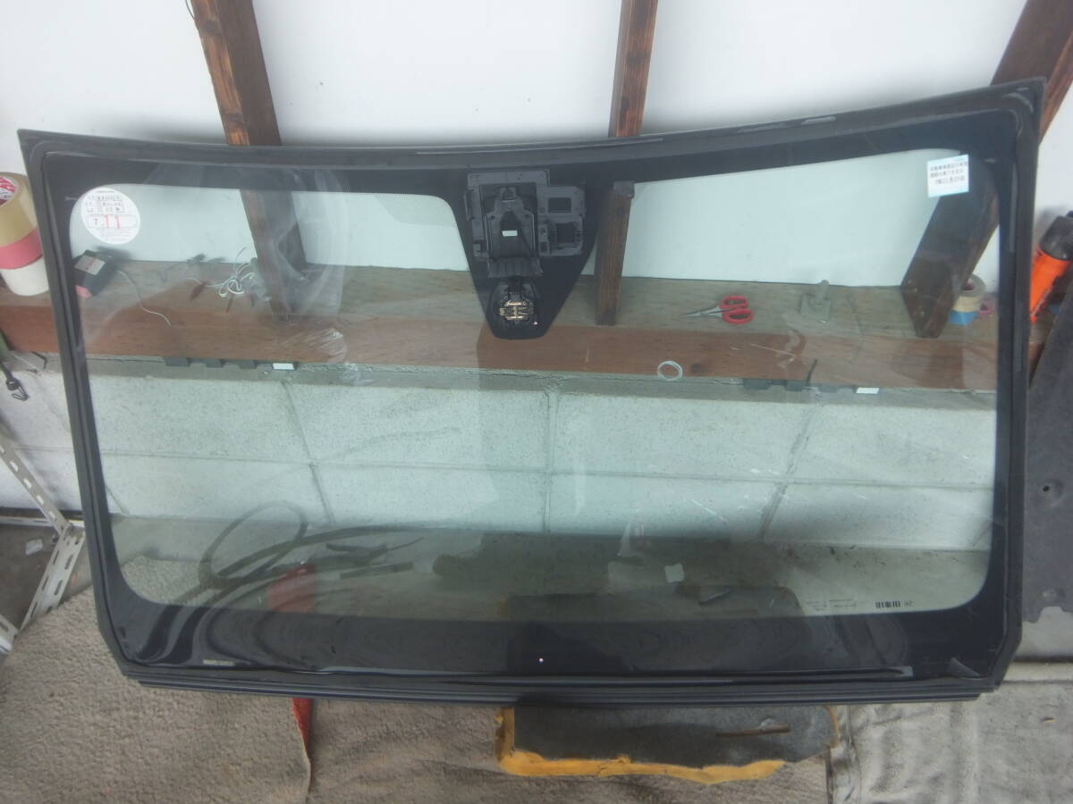 (プジョー 208　GT P21HN05)　純正 フロントガラス_画像6