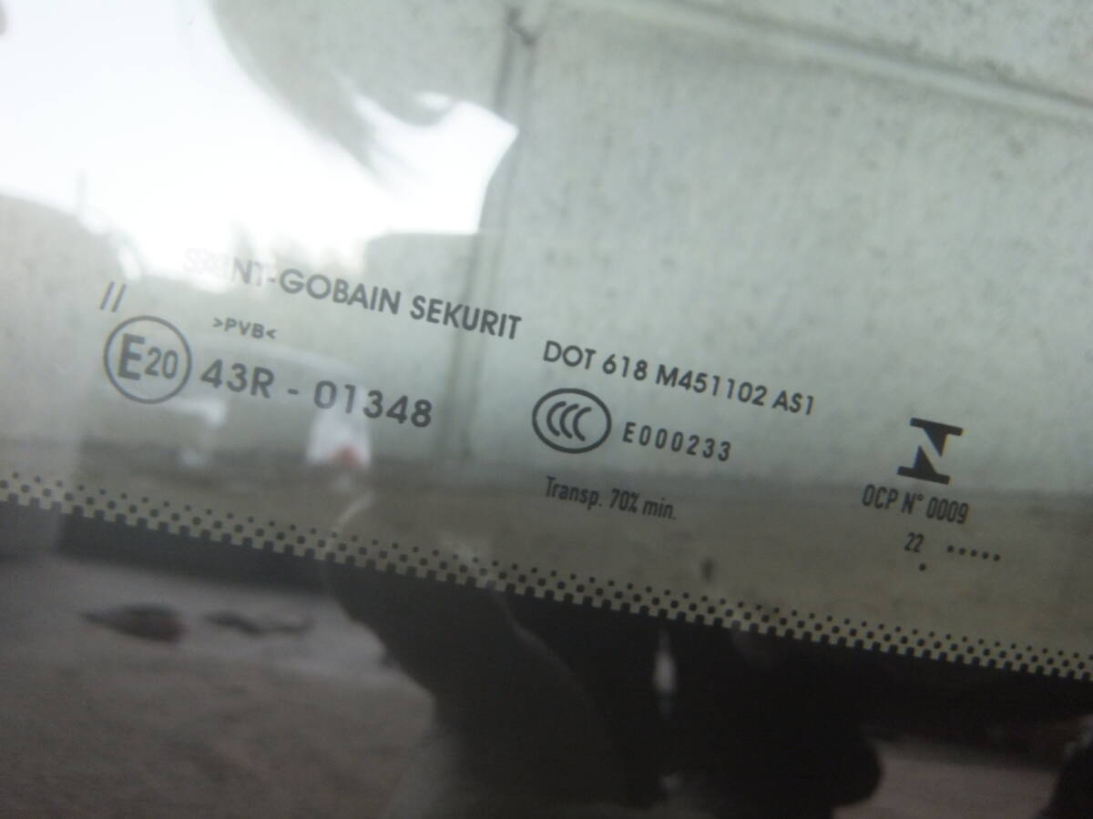(プジョー 208　GT P21HN05)　純正 フロントガラス_画像5