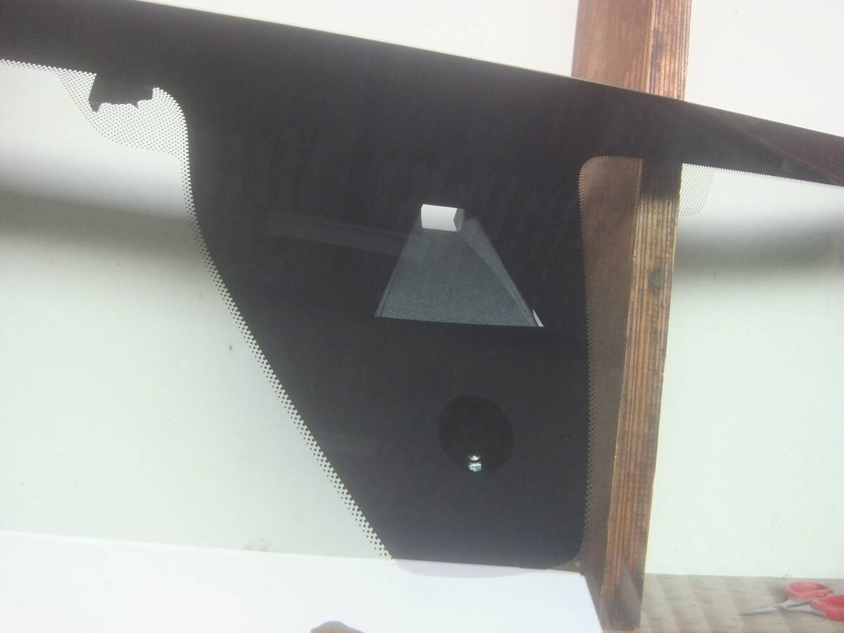 (プジョー 208　GT P21HN05)　純正 フロントガラス_画像2