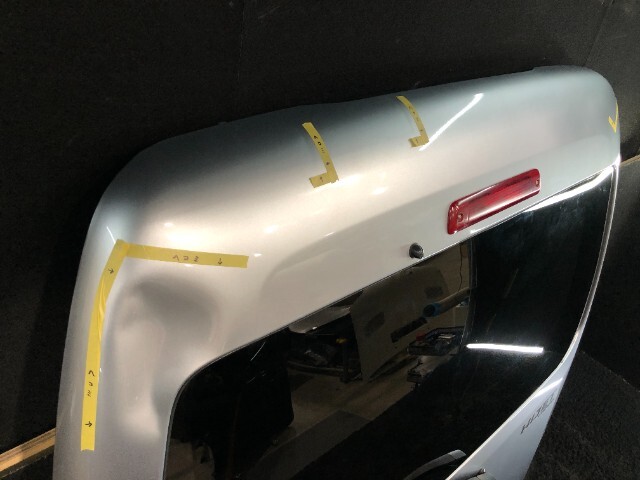 ハイゼット S331V S321V リア ゲート バック ドア パネル 67005-B5181 S28 ブライトシルバーメタリック プライバシーガラス M31Q8_画像2