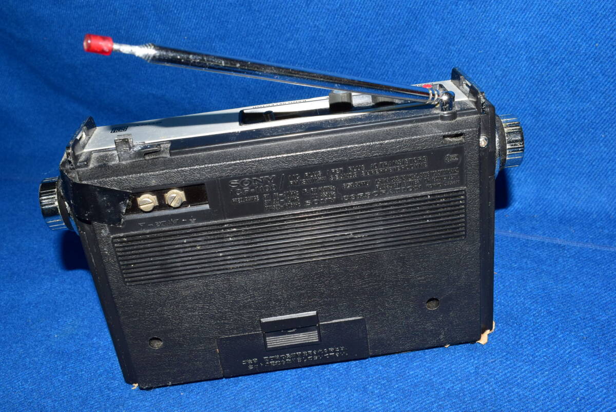 100903/当時物/貴重品/動作品/SONY/ICF-1100/THE 11/ソリッドステート3バンドラジオ/FM/MW/SW/ラジオ/レトロ/アンティーク/昭和/ソニー_画像4