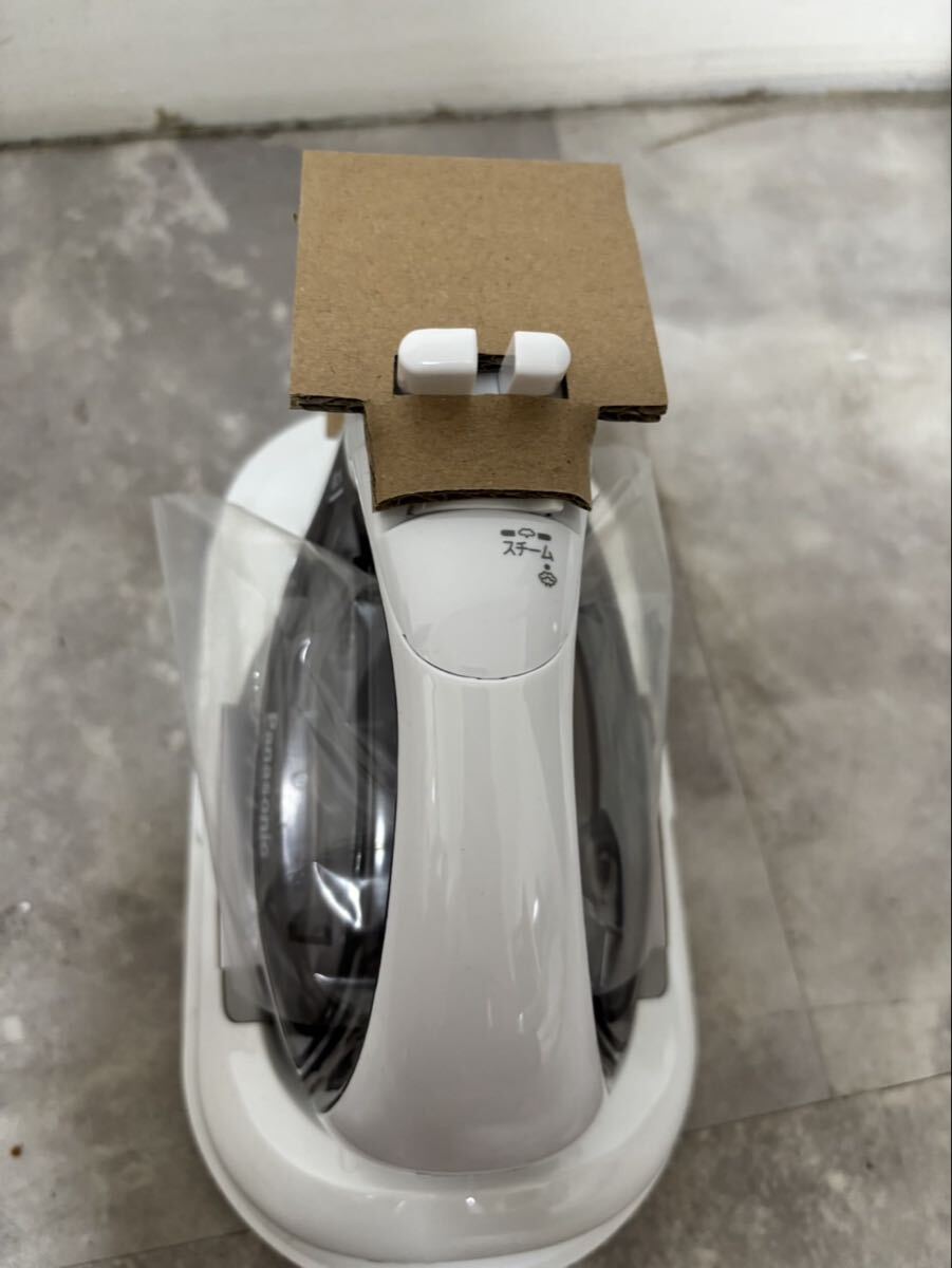 未使用品 Panasonic パナソニック CaRuRu コードレススチームアイロン・2021年製 NI-CL312 80サイズ_画像4