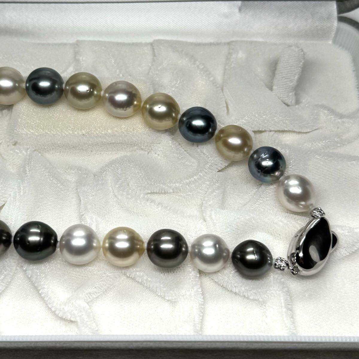【テリ最強】 白蝶真珠 黒蝶真珠 マルチカラー ネックレス シルバー ビーンズ金具 約10〜13mm 81.8g 本真珠 パール pearl necklace 南洋_画像7