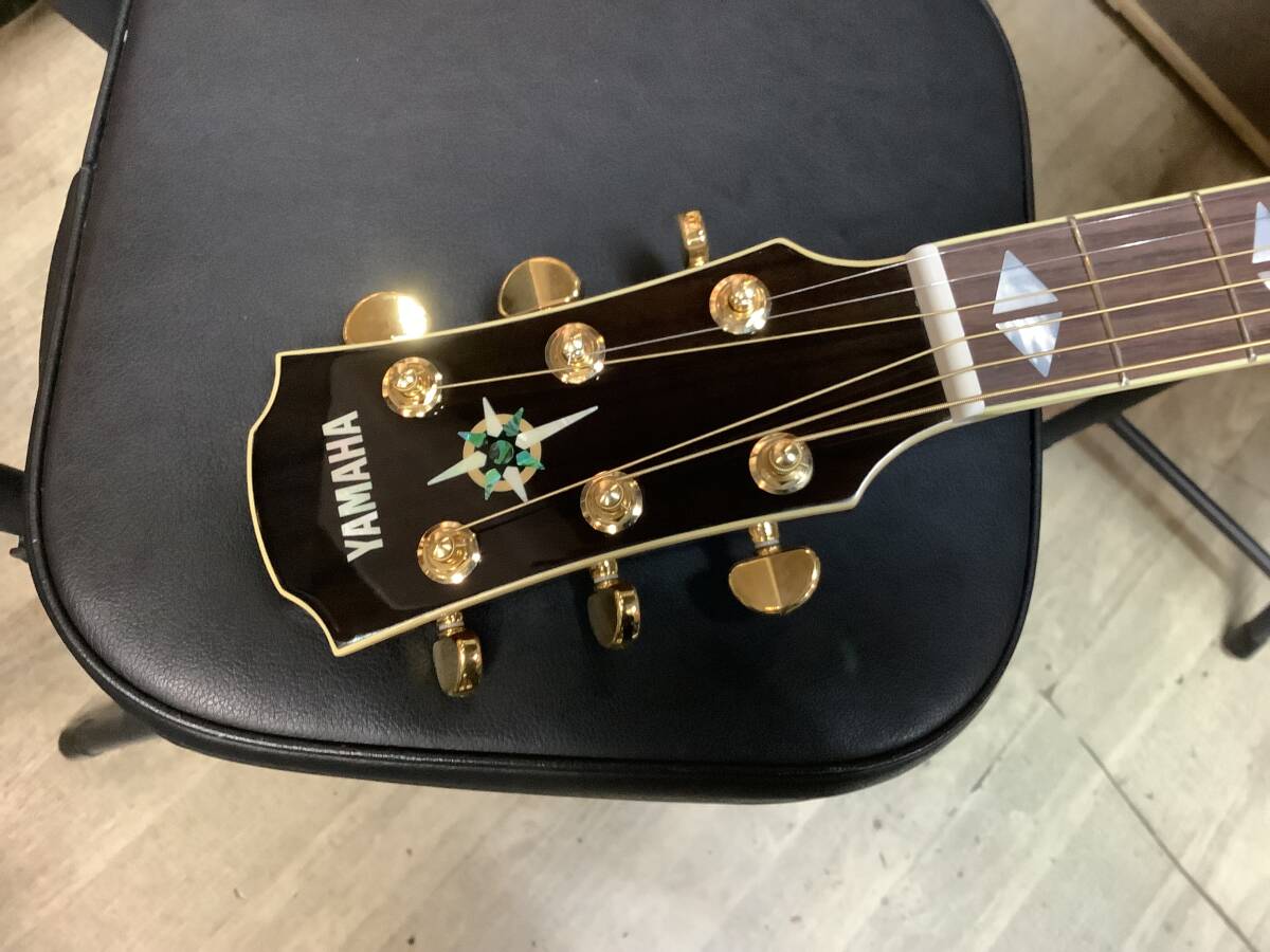 鳴りのいいYamahaエレアコ　操作性のいい単板で生なりもいいエレアコ　貴重なCPX1000 高性能ヤマハエレアコです。_画像3