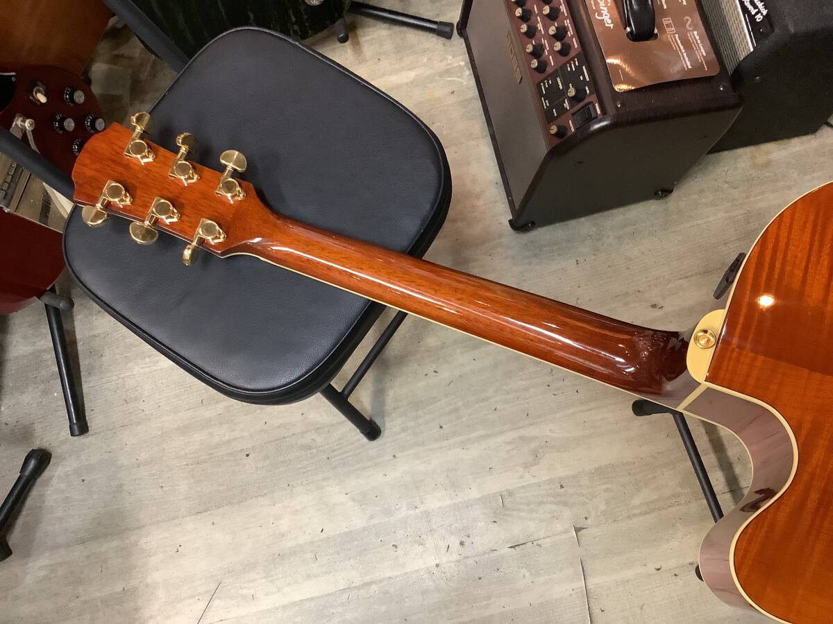 鳴りのいいYamahaエレアコ　操作性のいい単板で生なりもいいエレアコ　貴重なCPX1000 高性能ヤマハエレアコです。_画像9